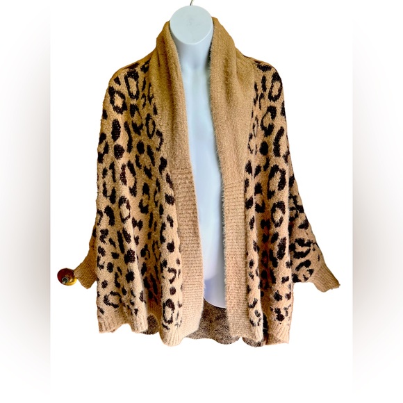 Akemi & Kin Sweaters - Akemi & Kin animal print cover. One size fits all with oversized sleeves